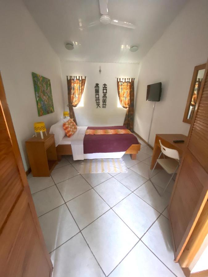 Laparadiseinn Accra Exterior foto